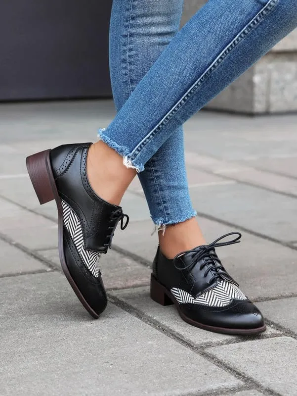 100FIXEO Women Wingtip Lace Up Vintage Oxford Shoes Brogues