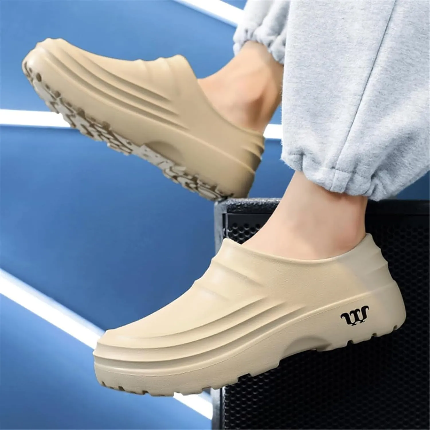 Armadillo Clogs Nurse Garden Shoes for Women Men Non Slip Resistant Work Shoes, Comfortable Nursing Shoe Womens Mules Slip On Oil Resistant Waterproof Chef Gardening Kitchen Food Service Shoe Unisex