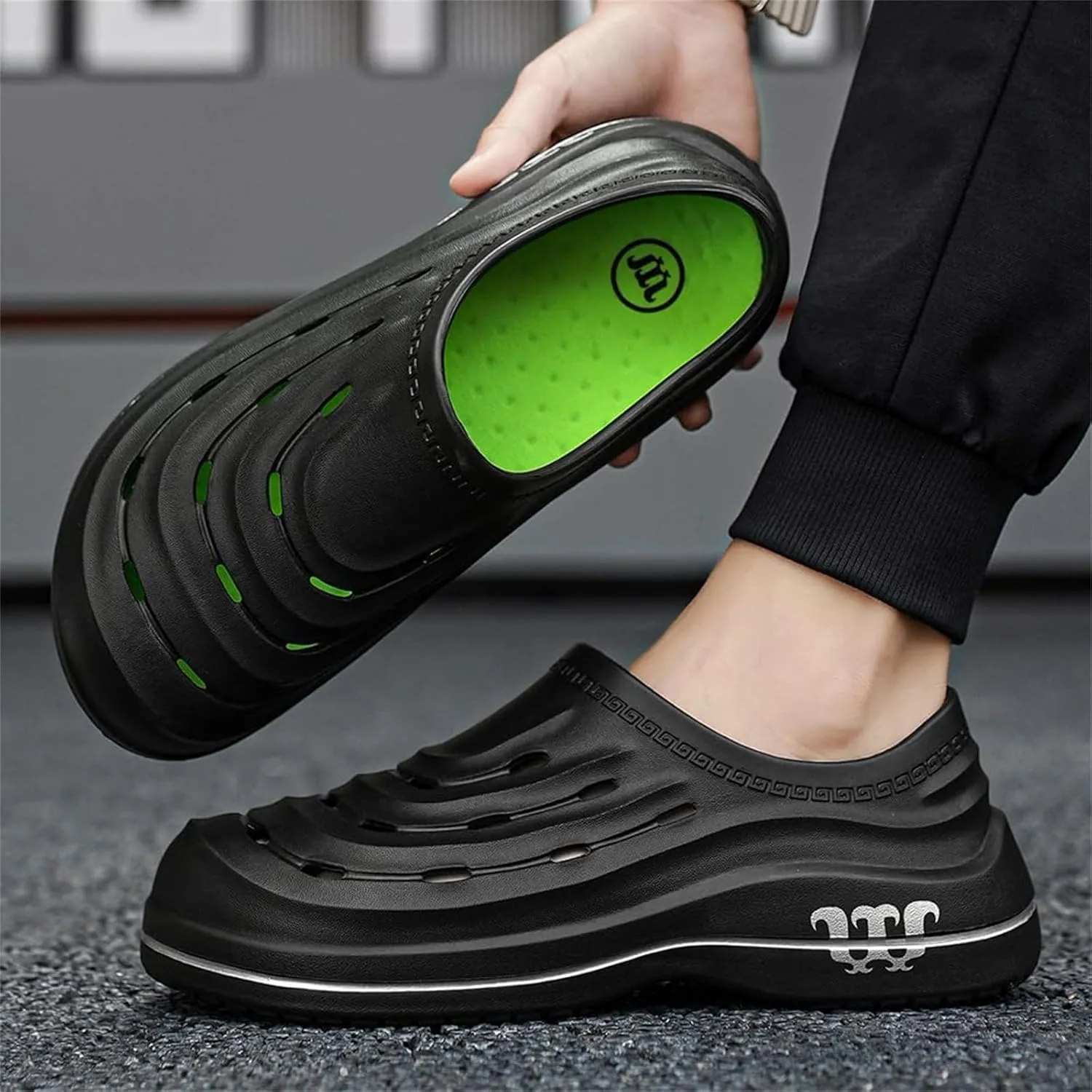 Armadillo Clogs Nurse Shoes for Women Men Non Slip Chef Shoes Oil Resistant Kitchen Work Boots for Men Waterproof Wide Width Sneakers Health Care and Food Service Shoe Garden Unisex