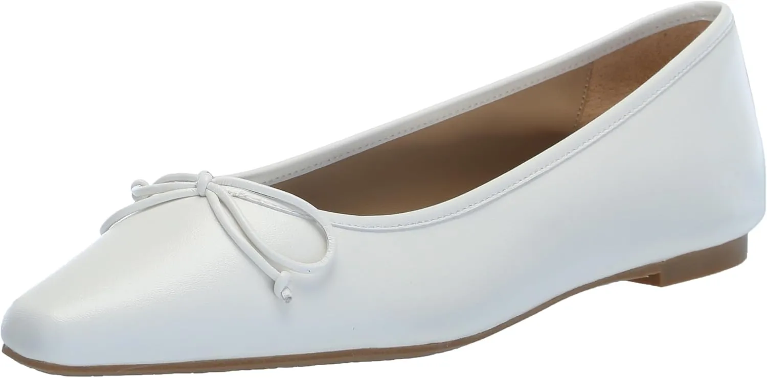 Badgley Mischka Women's Cam Ballet Flat