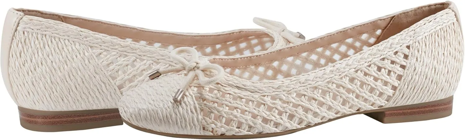 Bandolino Women's Marafia Ballet Flat