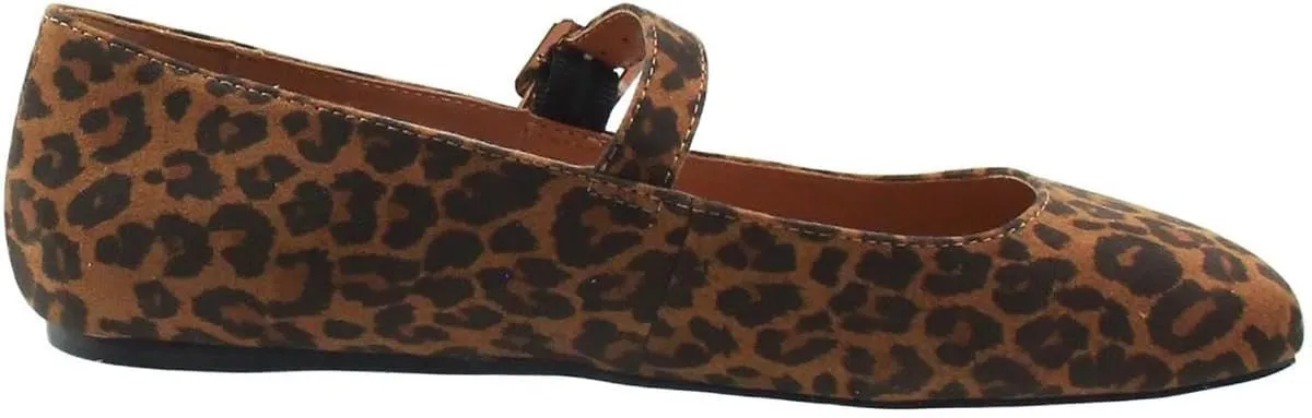 BCBGeneration Women's Harpin Ballet Flat