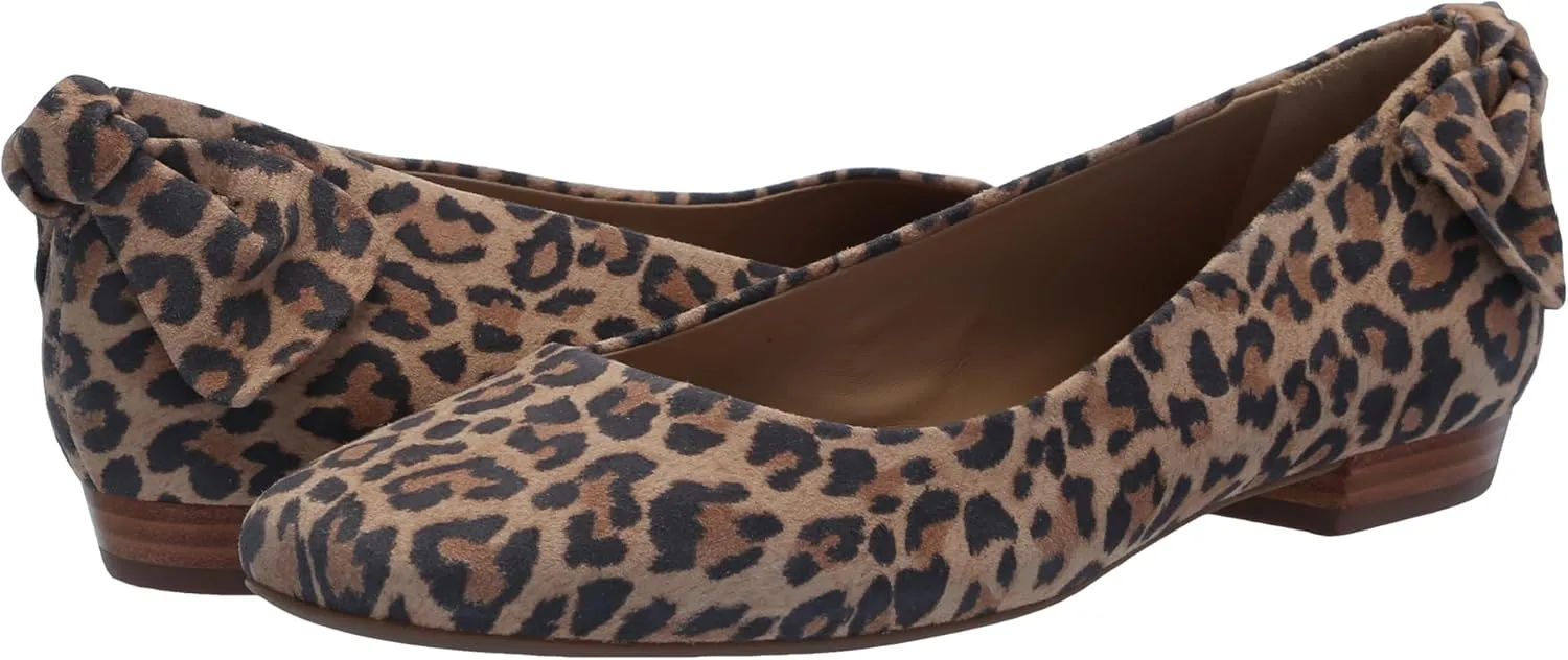 Bernardo Women's Eloisa Ballet Flat
