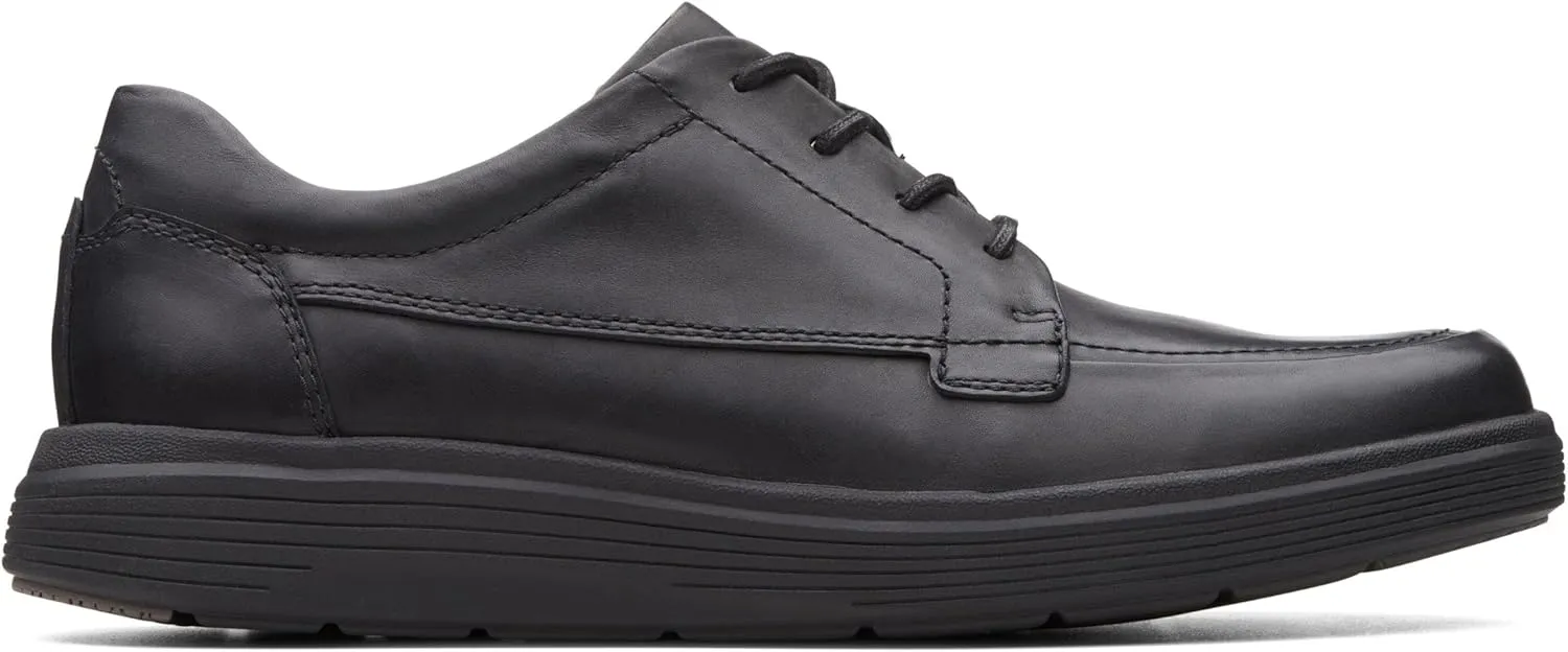 Clarks Men's Oxford Lace-up Flat