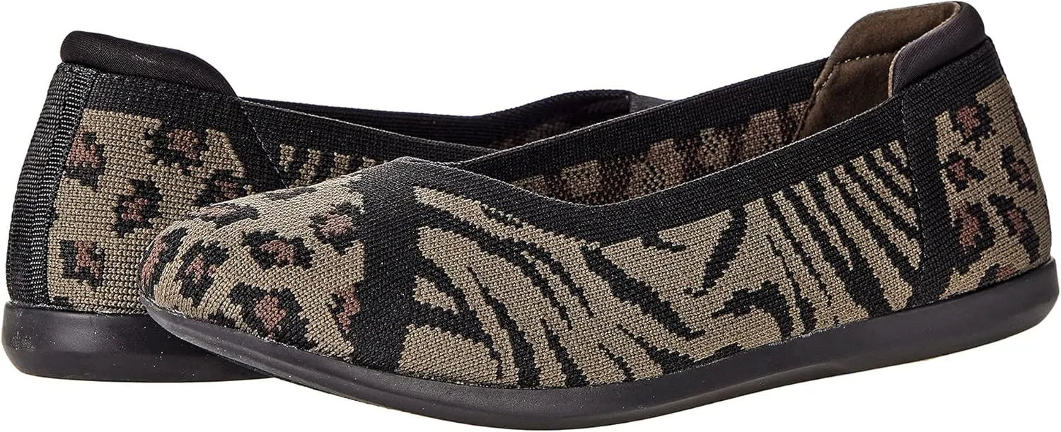 Clarks Women's Carly Wish Ballet Flat