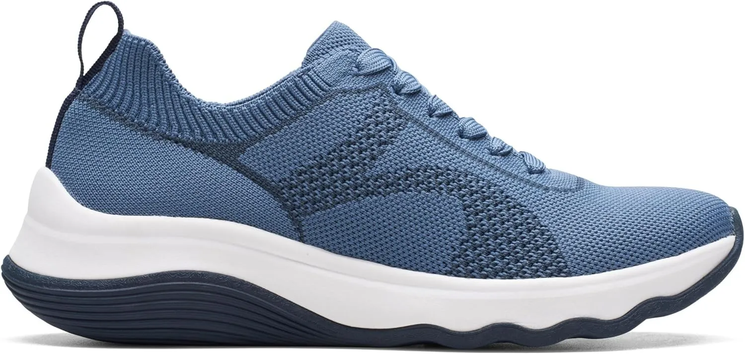 Clarks Women's Circuit Tie Oxford