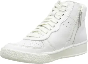 Clarks Women's Low-top Sneakers