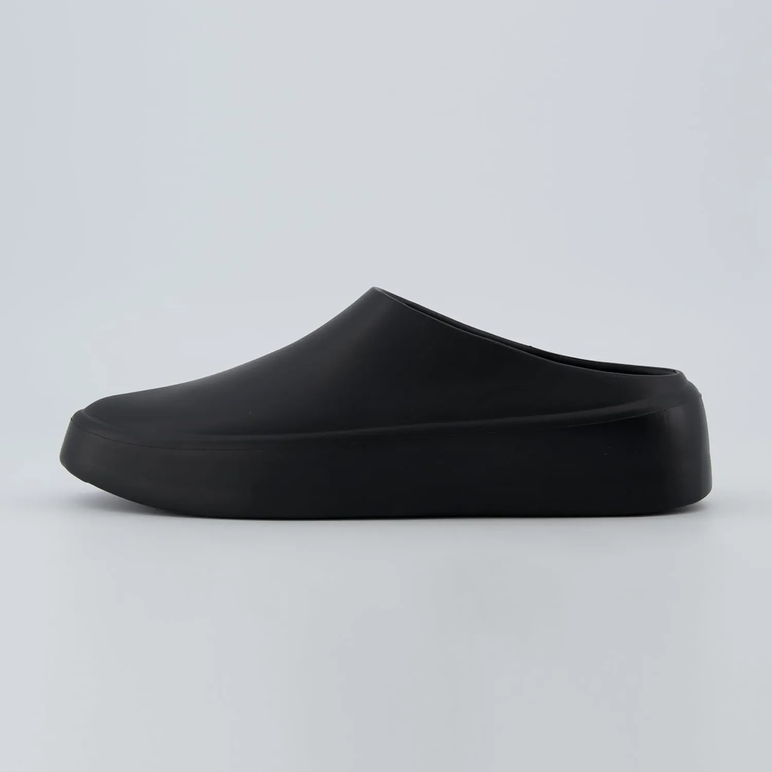 CUSHIONAIRE Women's Hacker EVA Mule with  Comfort