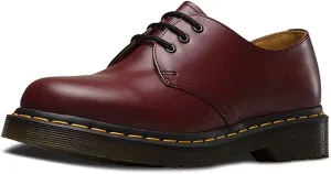 Dr. Martens, 1461 3-Eye Leather Oxford Shoe for Men and Women