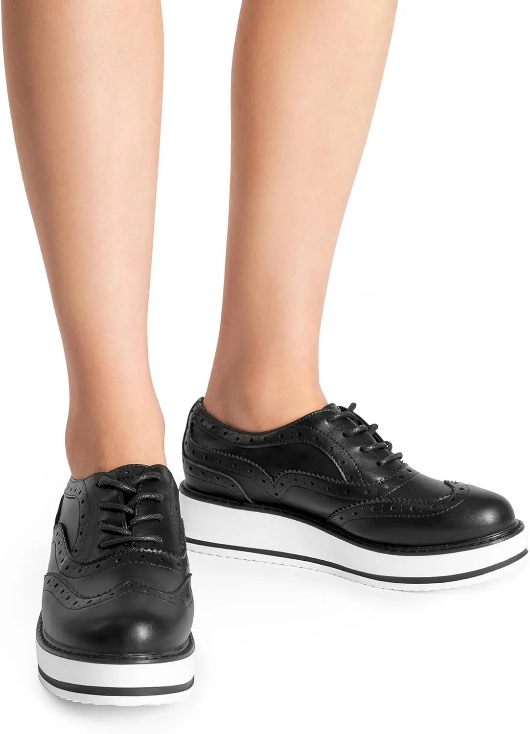 DREAM PAIRS Women's Platform Oxfords Lace-up Wingtips Round Toe Dress Shoes