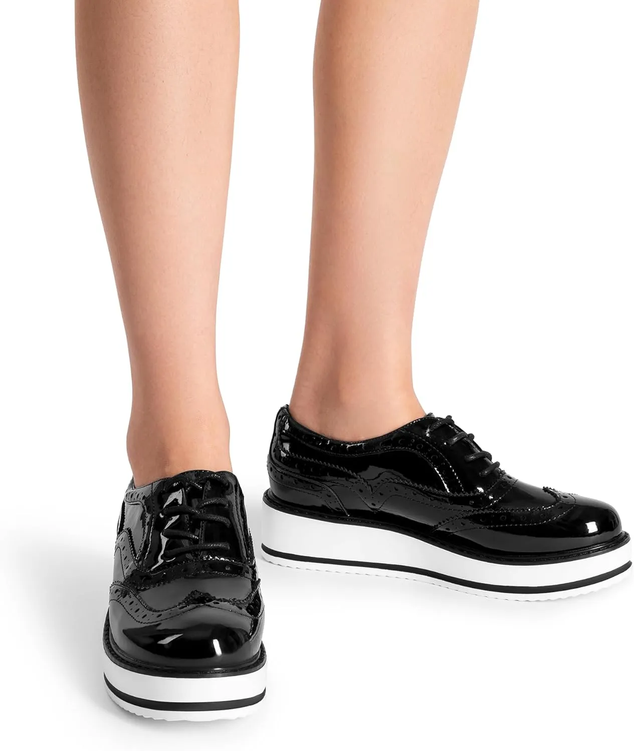 DREAM PAIRS Women's Platform Oxfords Lace-up Wingtips Round Toe Dress Shoes