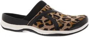 Easy Street Women's Flats