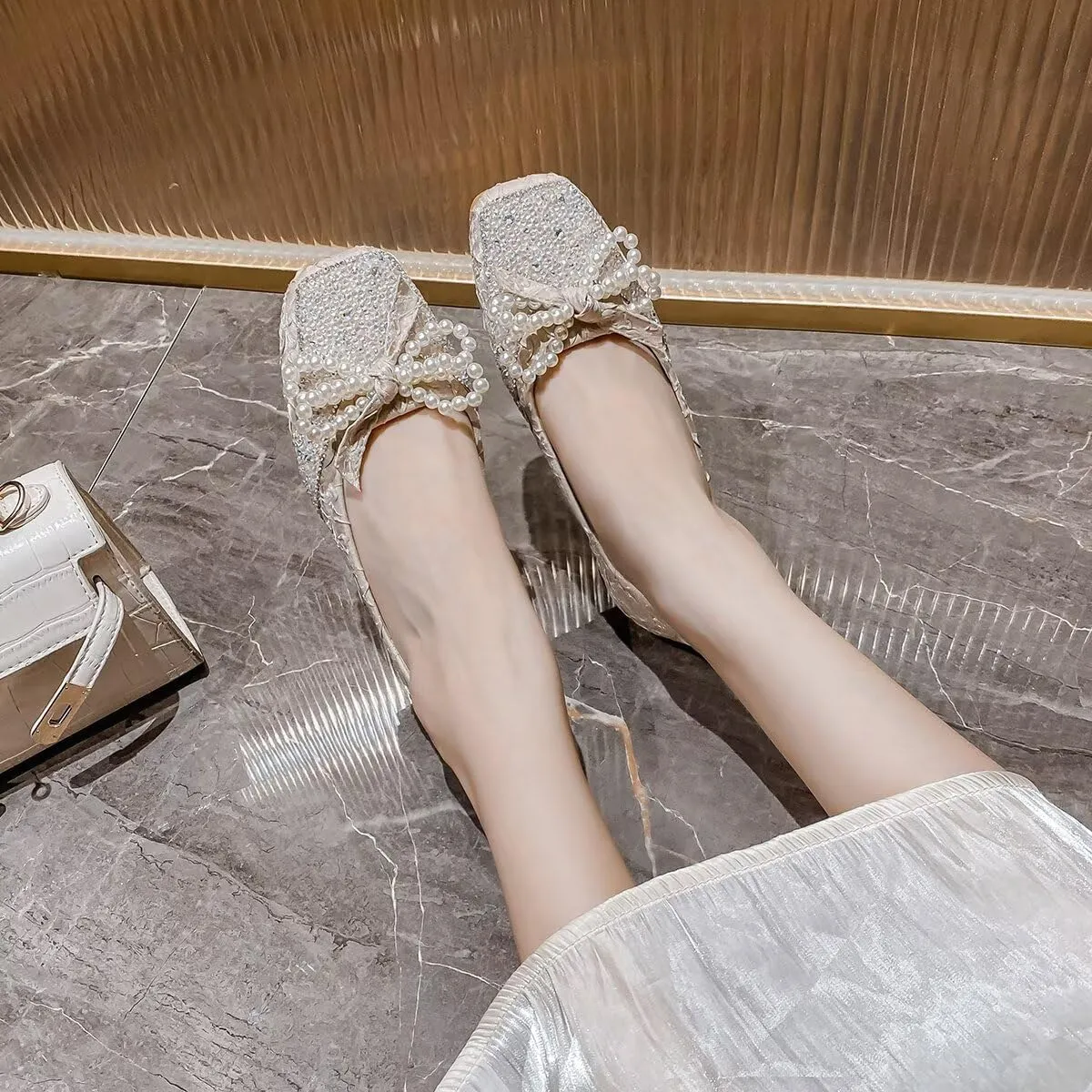 Hee grand Women Crystals Bowknot Ballet Flats Square Toe Slip On Flat Shoes Fashion Rhinestones Dress Shoes