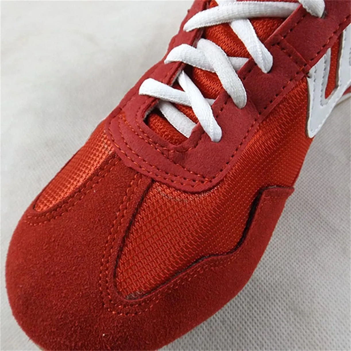 High Top Boxing Shoes, Ladies Kickboxing Fighting Sneakers Lightweight Wrestling Trainer for Women