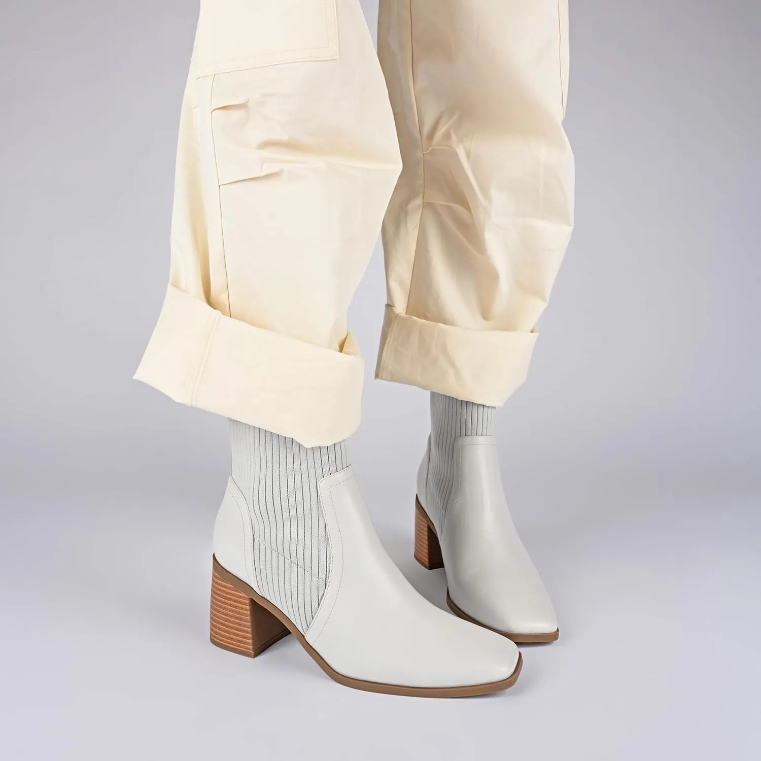 Journee Women's Comfort Foam Harlowe Booties