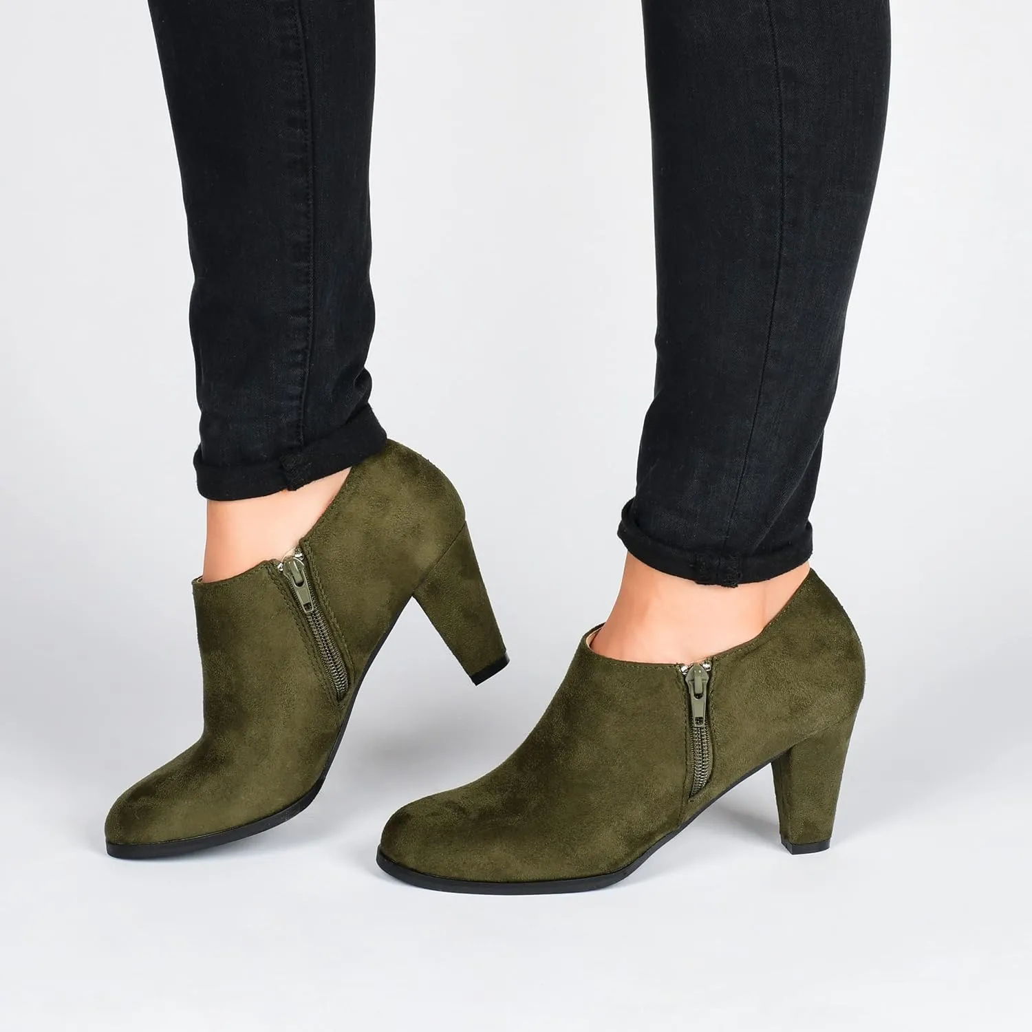 Journee Women's Comfort Sanzi Booties