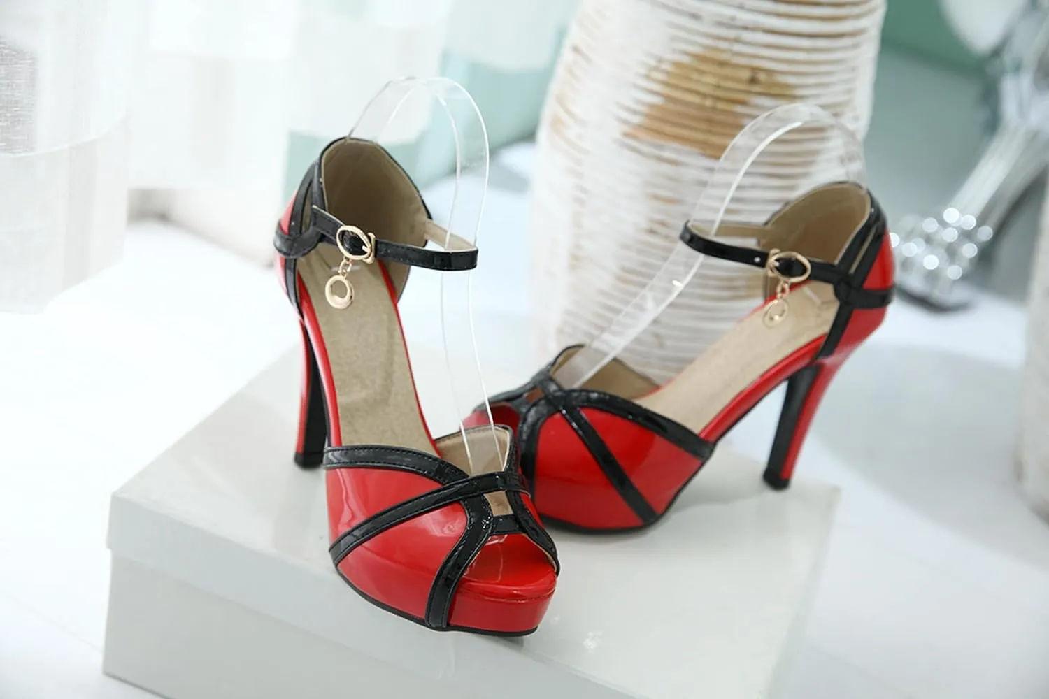 LISYIIZ Women's SS899 Solid Comfort Peep Toe Pu Mid Stiletto Heeled Sandals