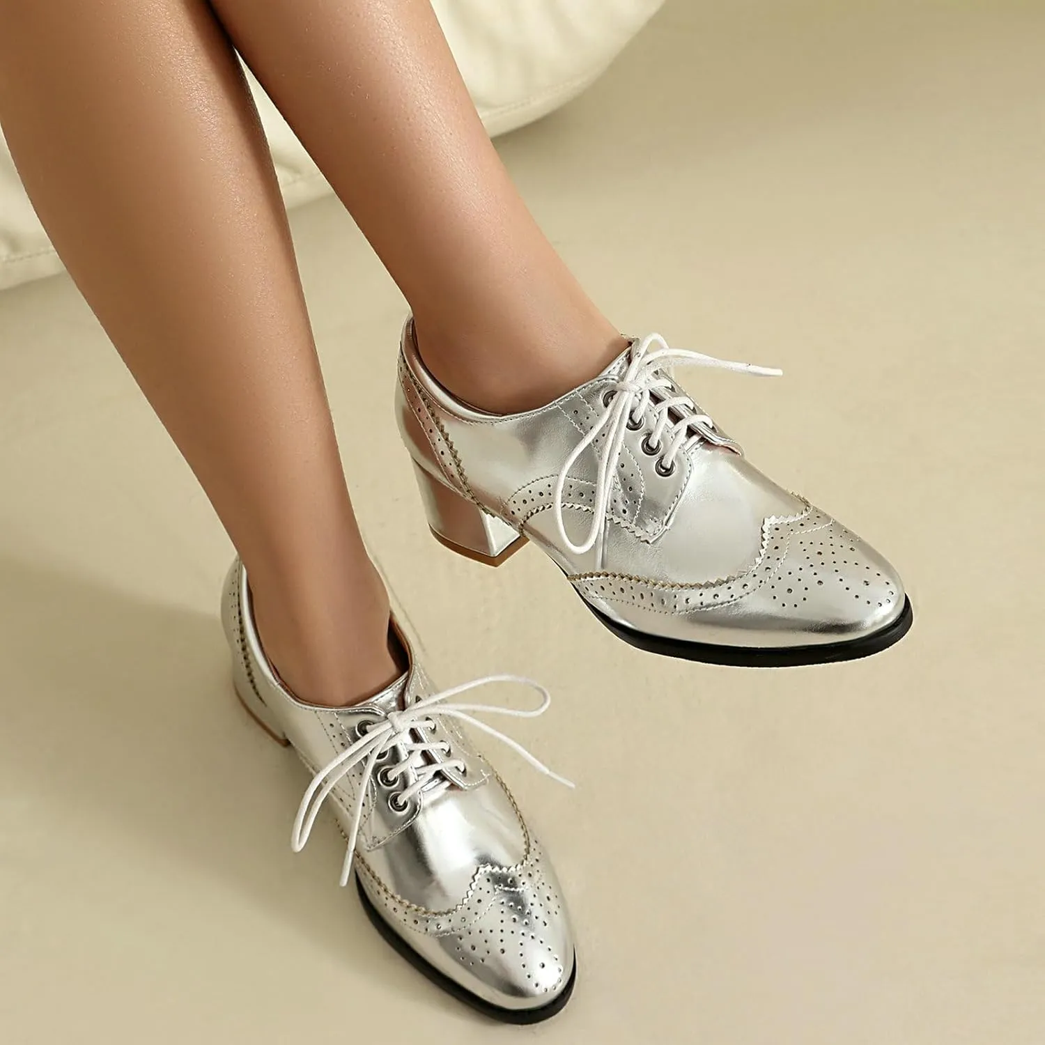 Meefit Women Lace Up Oxford Shoes Perforated Wingtip Shoes Chunky Heel Brogue Shoes,Round Toe Saddle Oxford Shoes