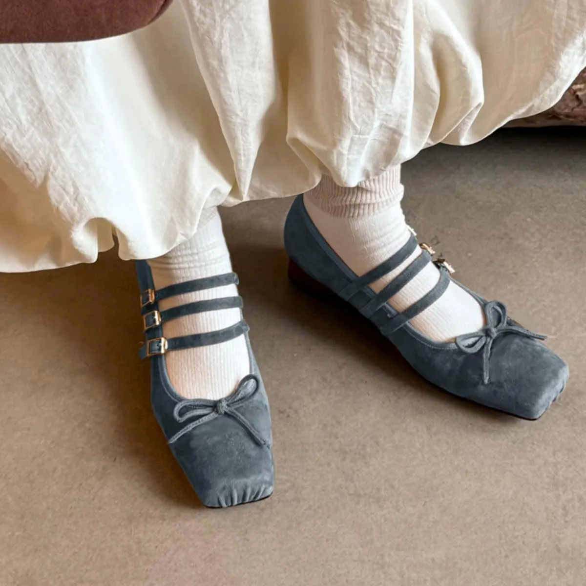 MOOMMO Women Ballet Flats Bow Square Toe Dress Flats Ankle Strap Comfort Flat Heel Ballet Shoes Triple Strap Cute Retro Walking Bow Flat Shoes Party Street Spring Fall 4-11 M US