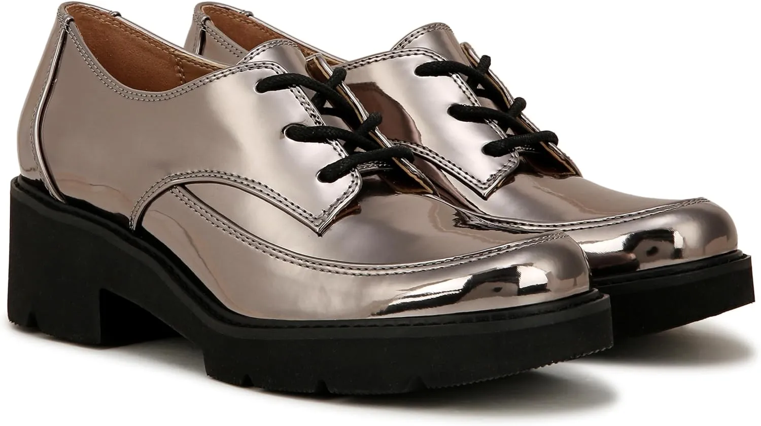 Naturalizer Women's Darry Lace-Up Lug Sole Oxford Loafer