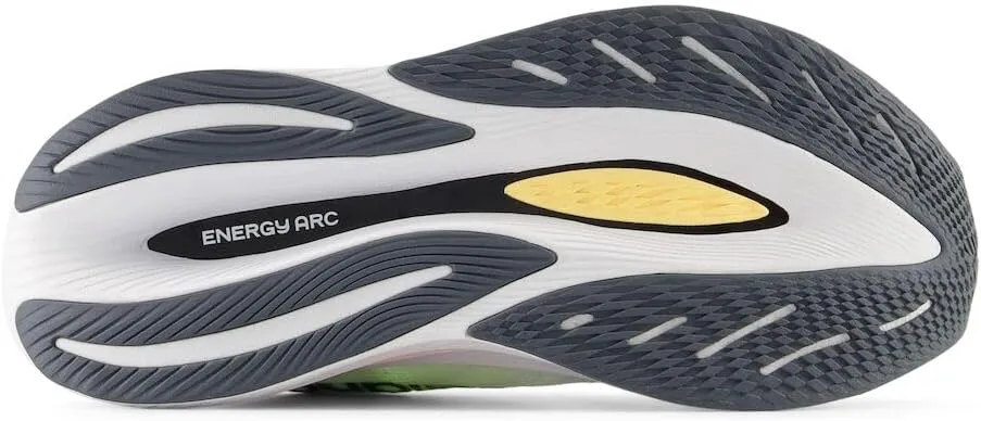 New Balance Women's FuelCell Supercomp Trainer V2 Running Shoe