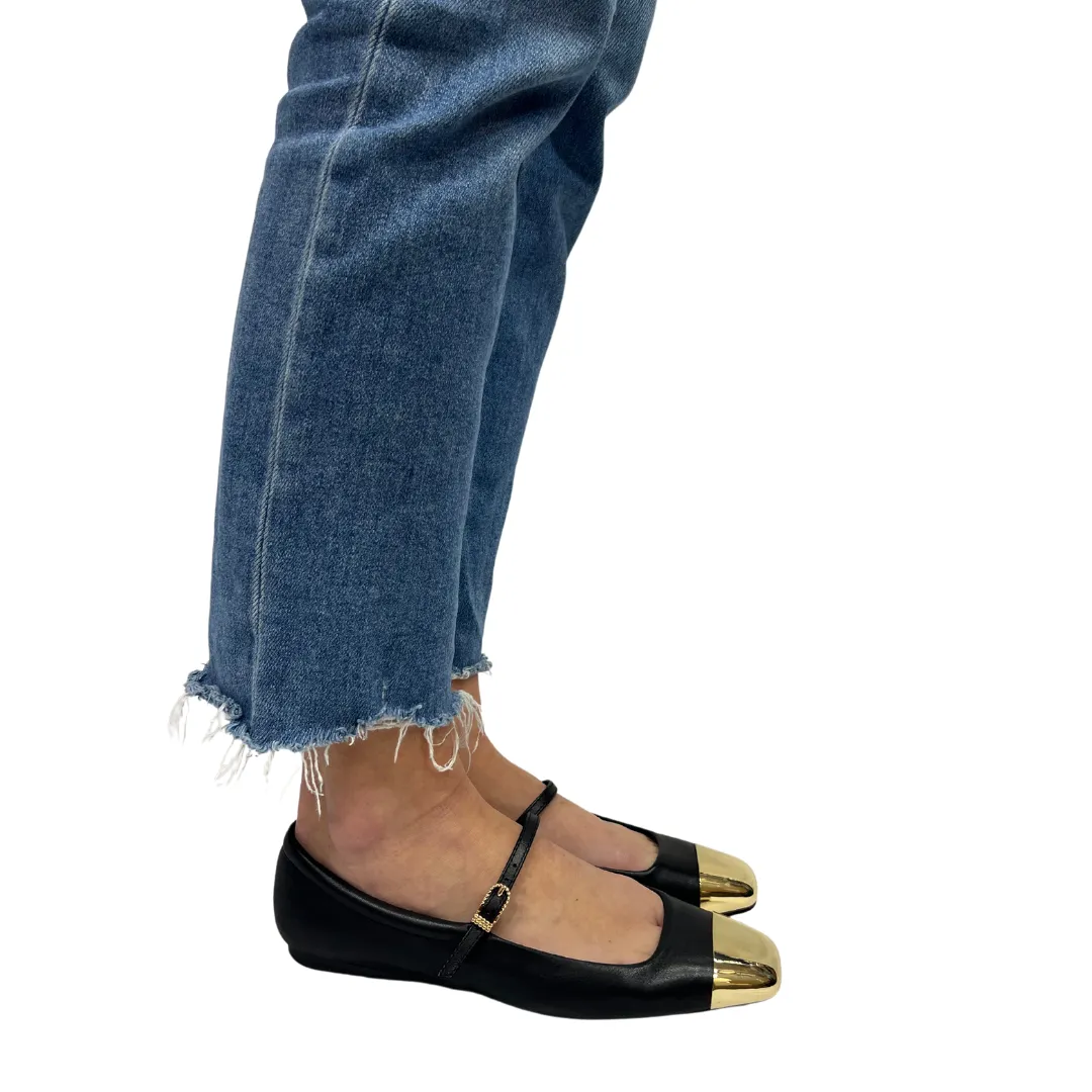 REYES TOE CAP in Black