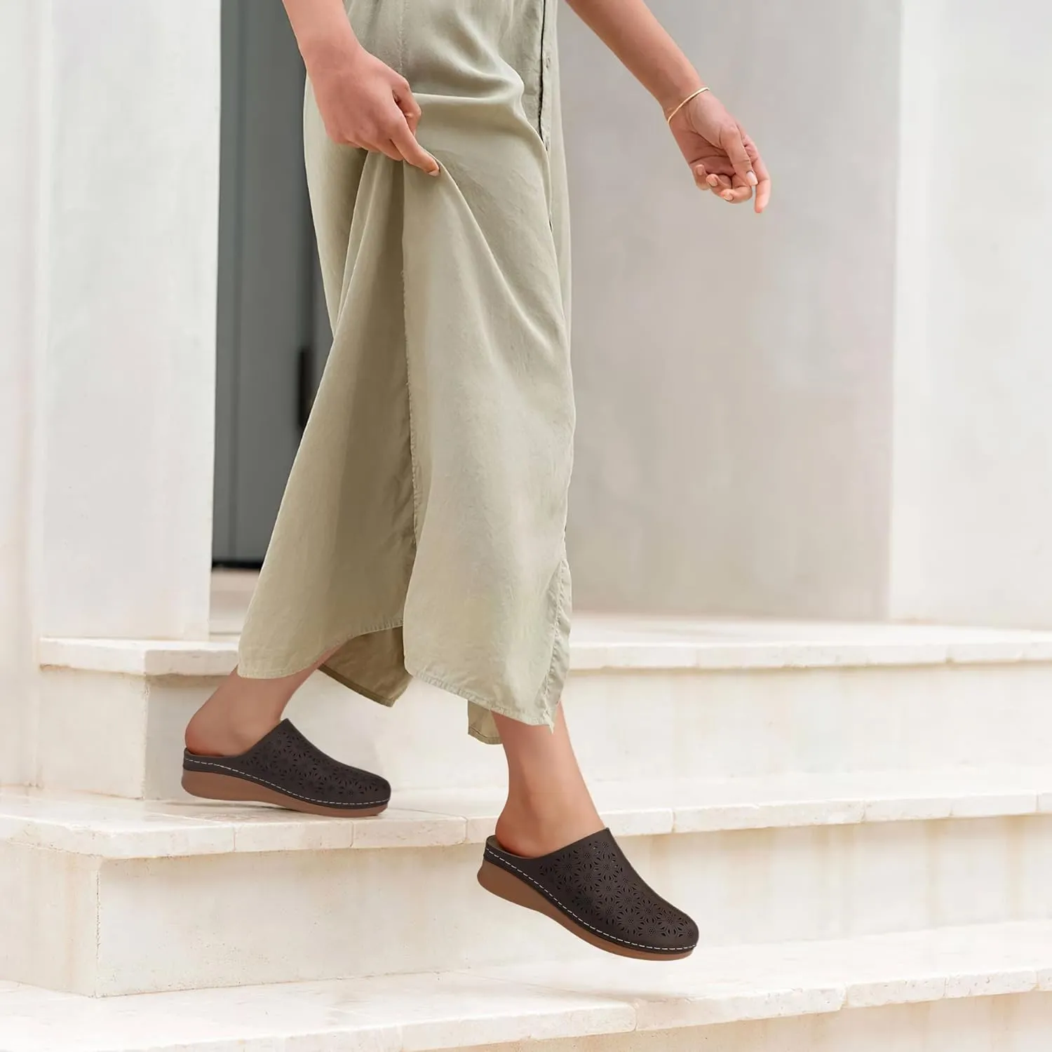 SHIBEVER Clogs for Women Mules Slip-on: Closed Toe Clog - Summer Comfortable Mule