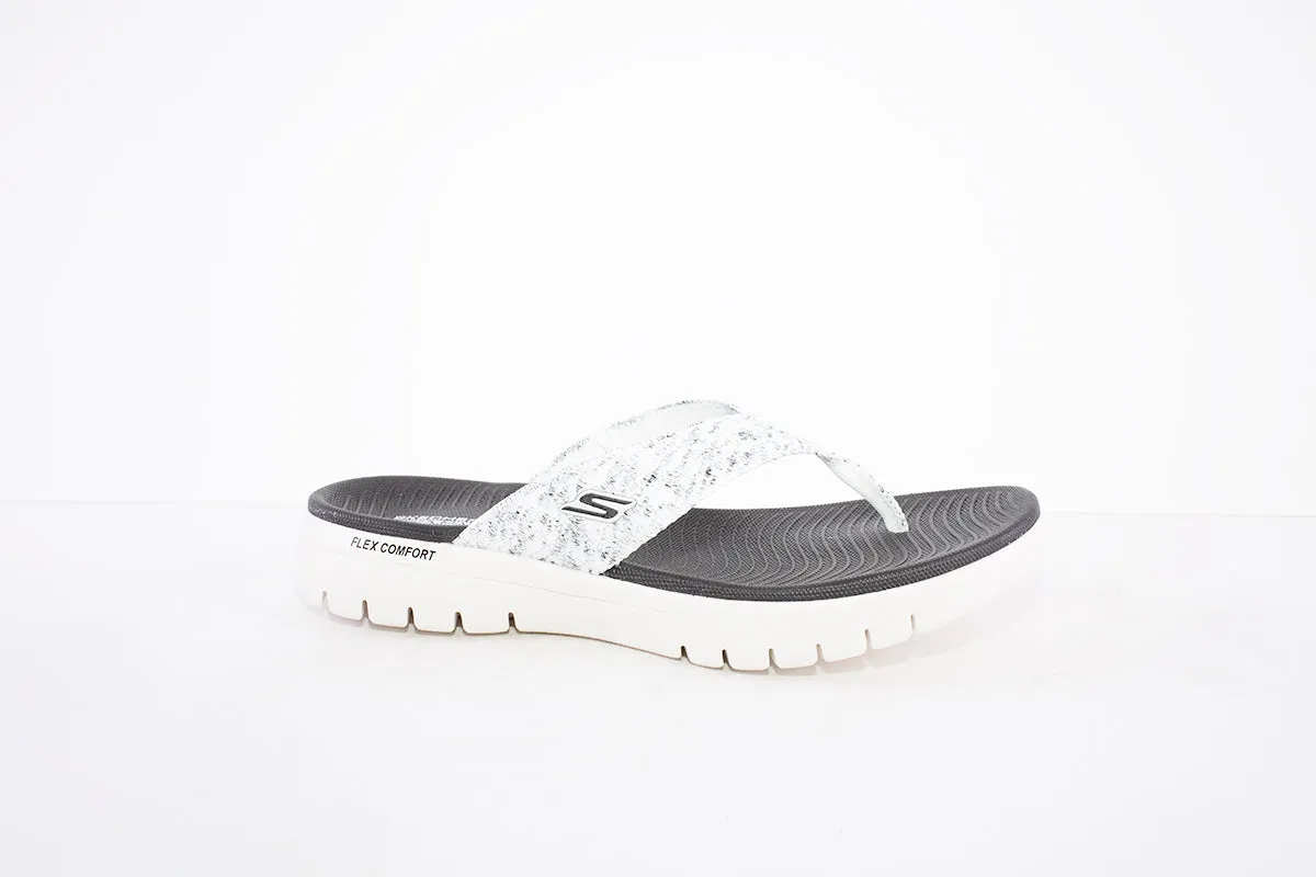 SKECHERS - ON THE GO FLEX ACCENT TOE-POST MULE - WHITE/BLACK