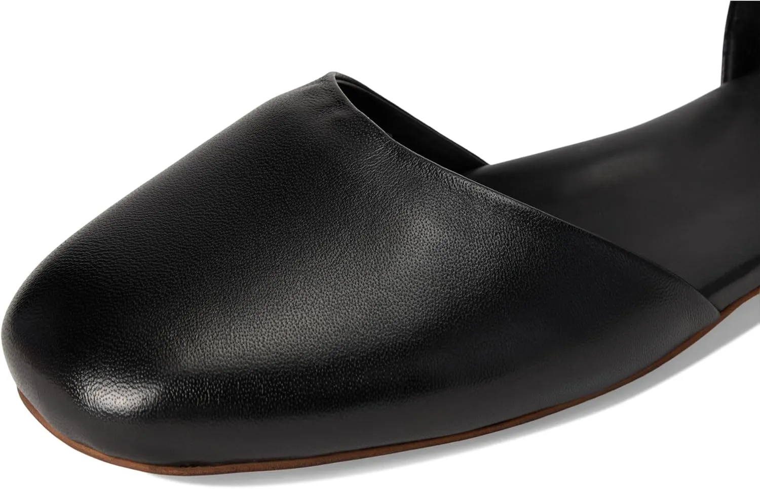 SoftWalk Women's Kamari Ballet Flat