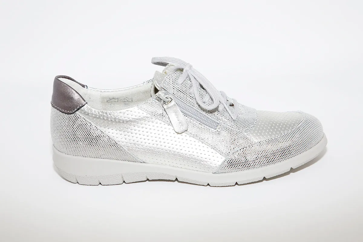 SUAVE - FLAT LACED CASUAL SHOE - SILVER MULTI