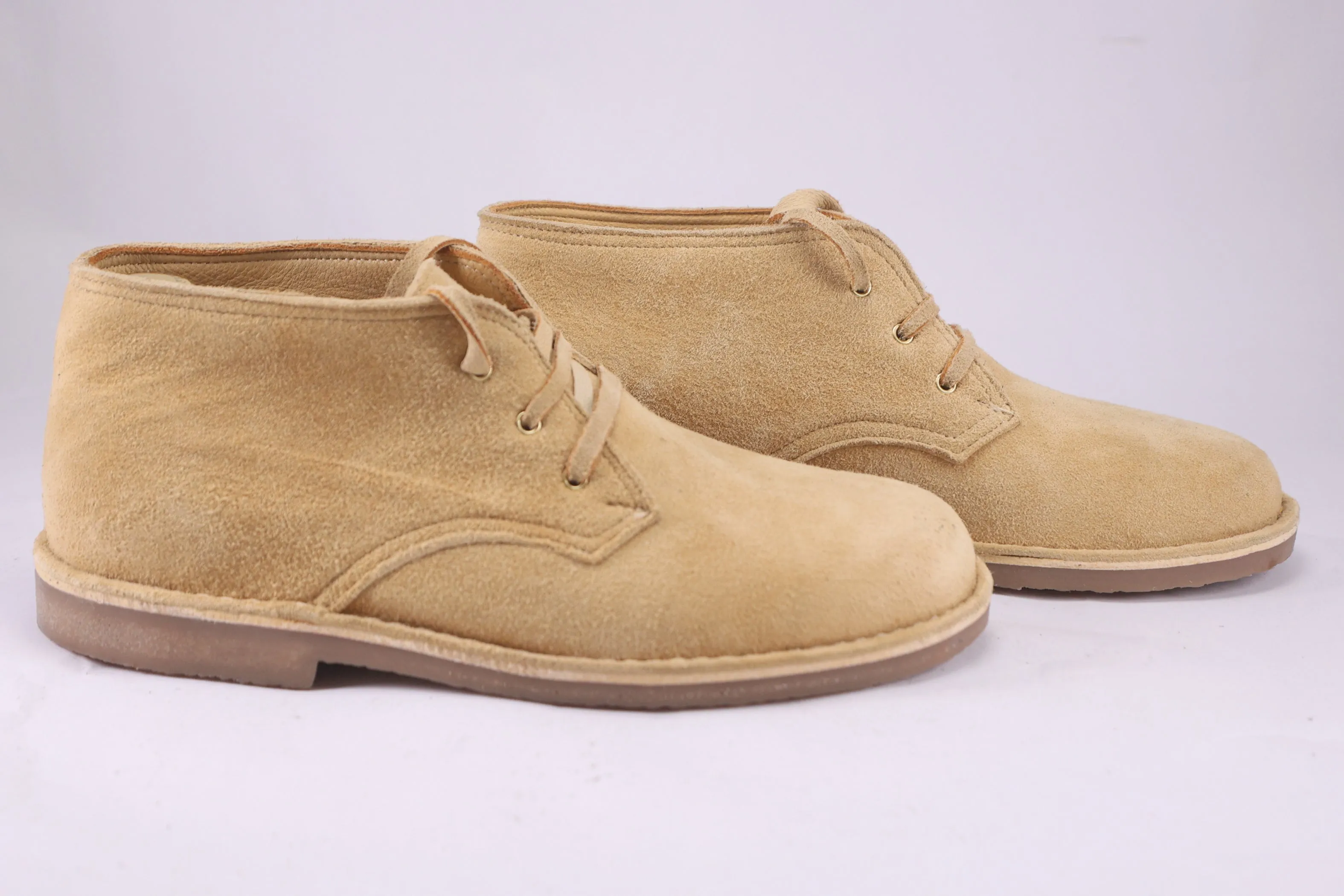 Suede Chukka Boots – Classic Style & Comfort