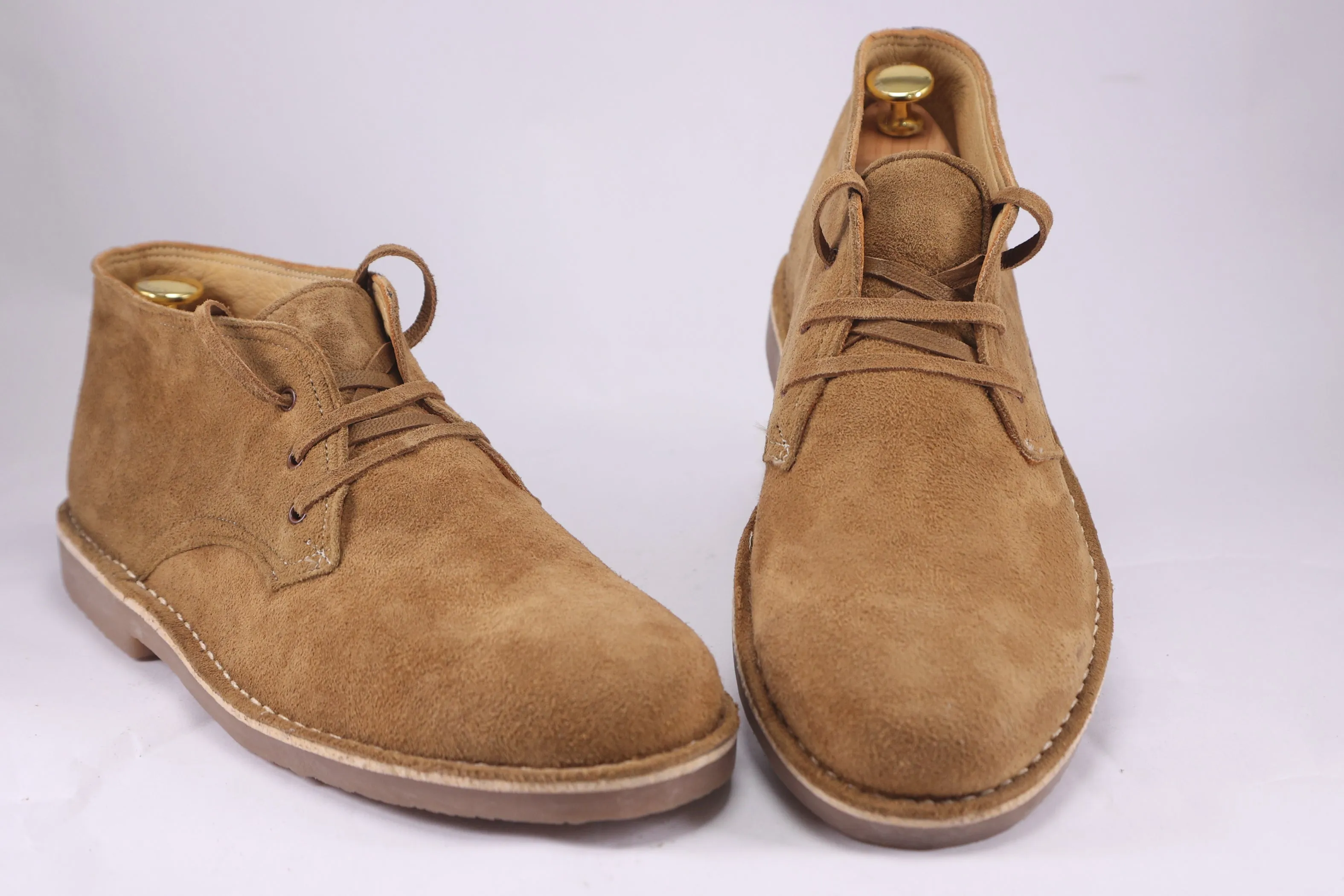 Suede Chukka Boots – Classic Style & Comfort