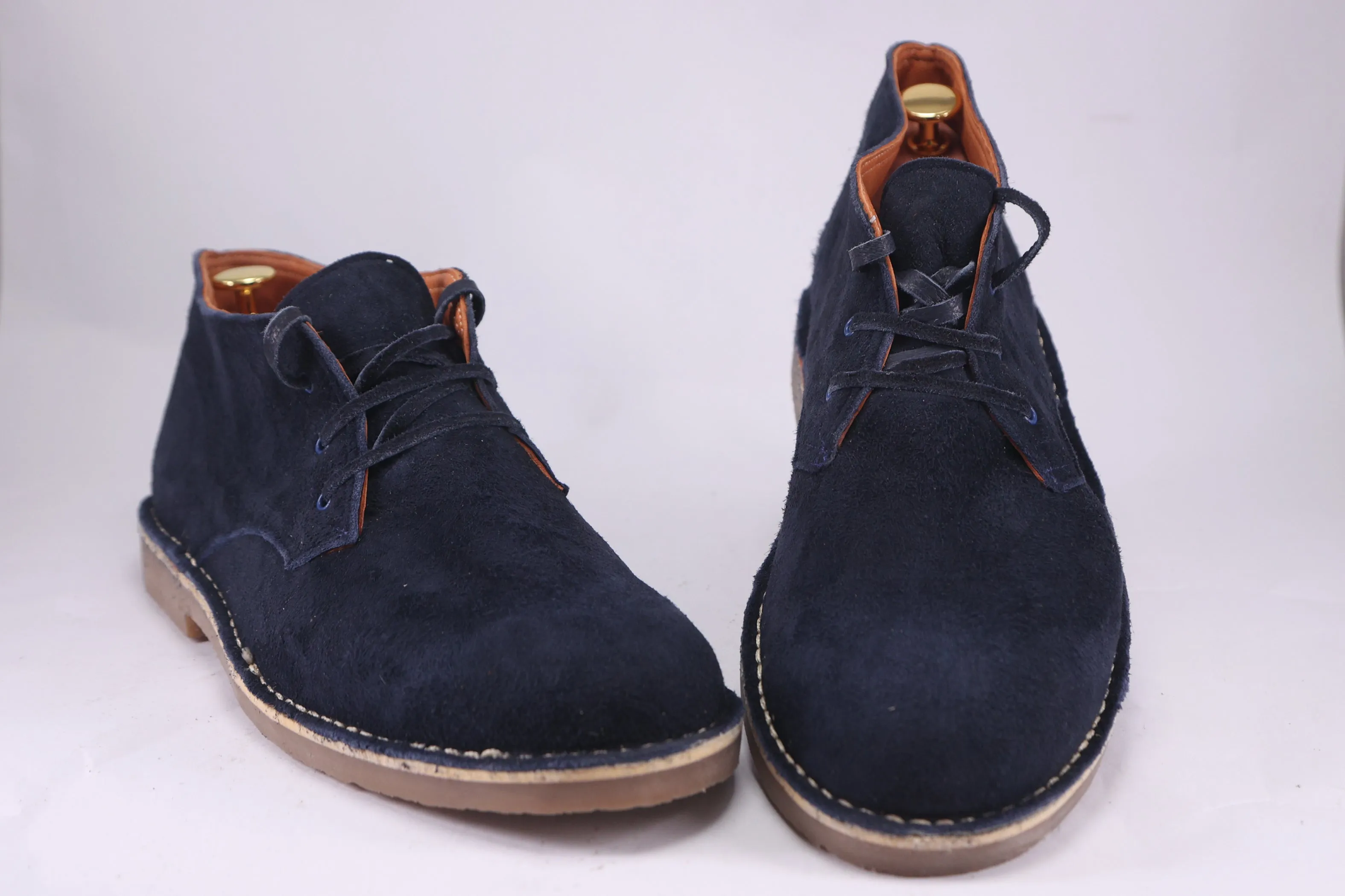 Suede Chukka Boots – Classic Style & Comfort