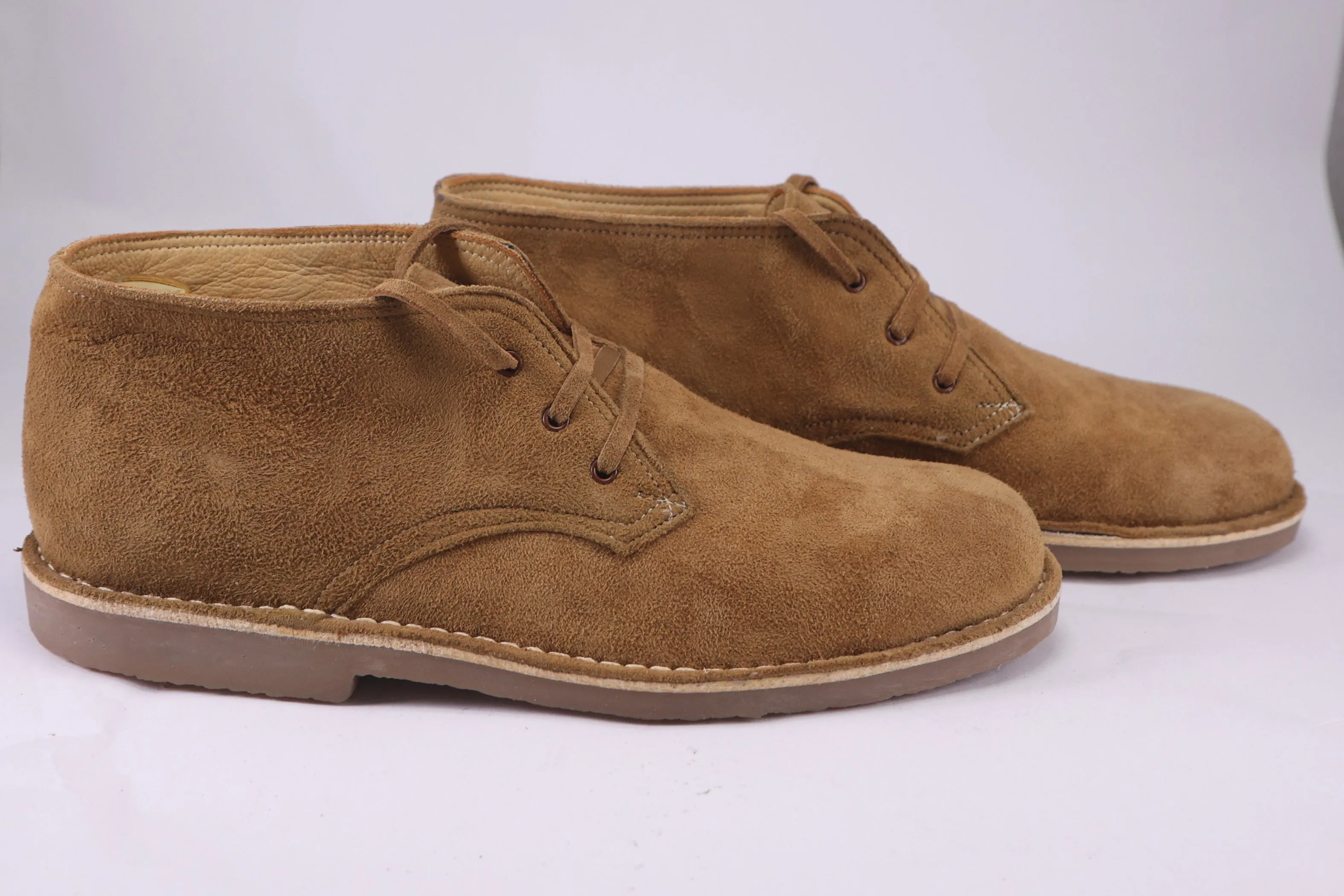 Suede Chukka Boots – Classic Style & Comfort