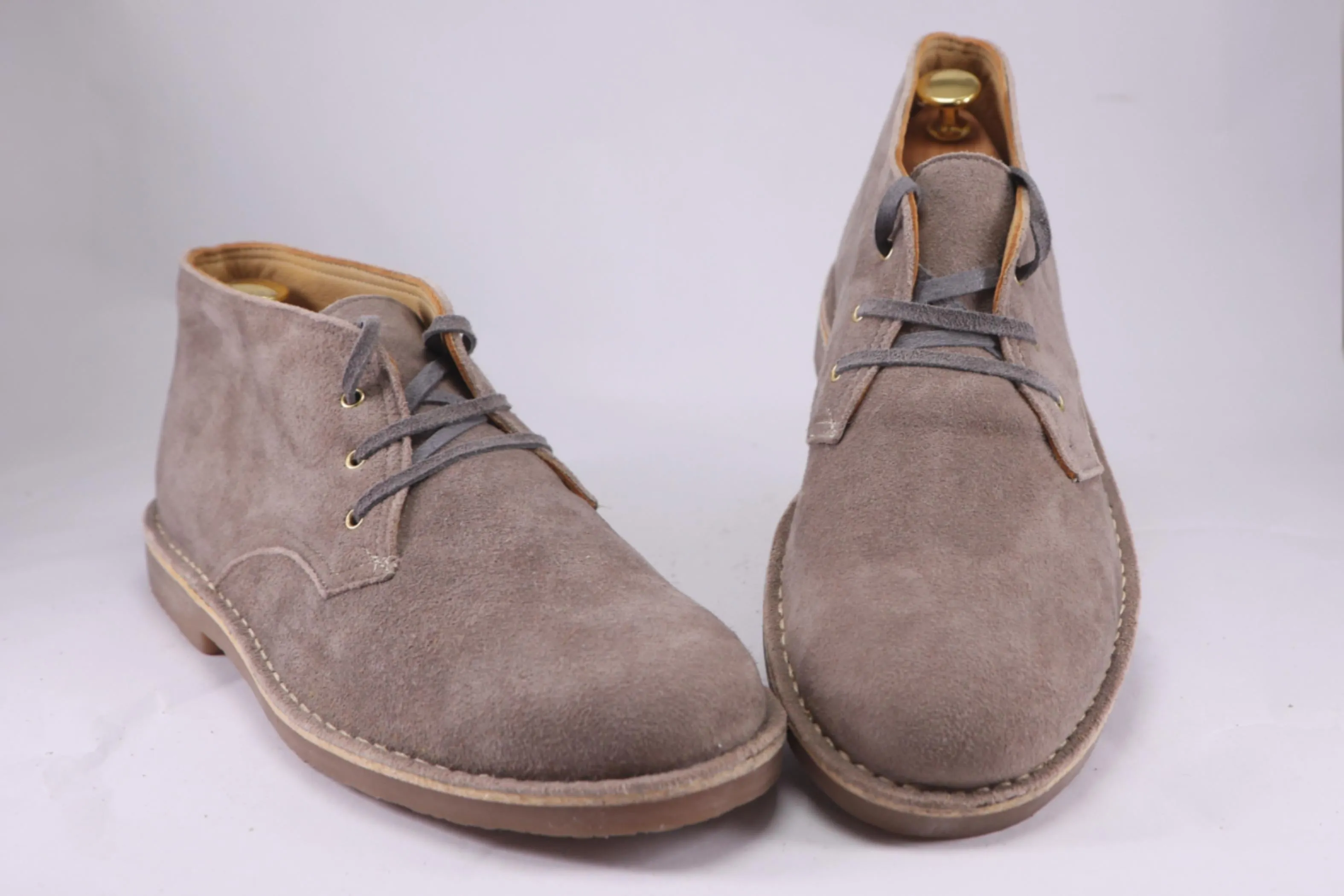 Suede Chukka Boots – Classic Style & Comfort