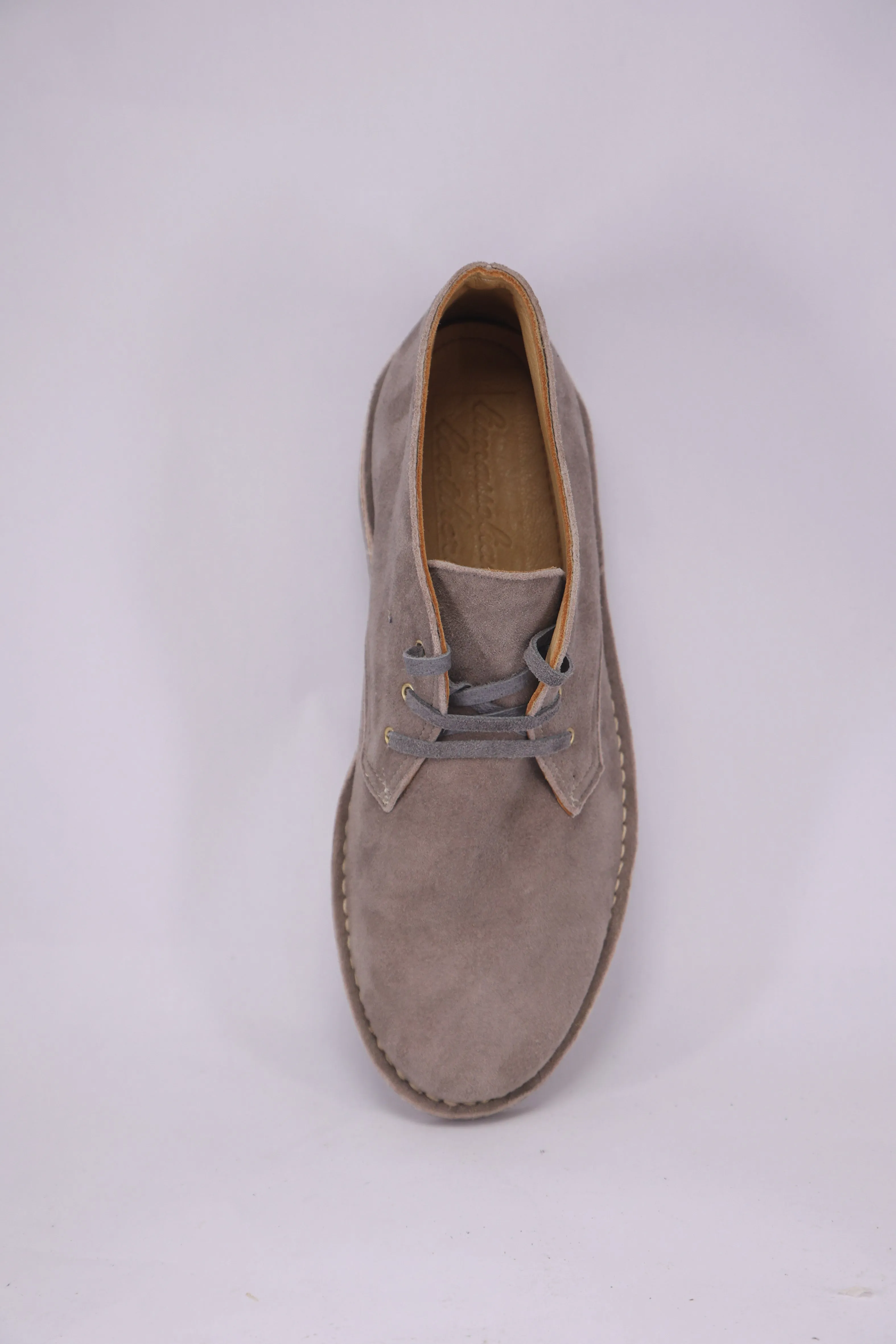 Suede Chukka Boots – Classic Style & Comfort