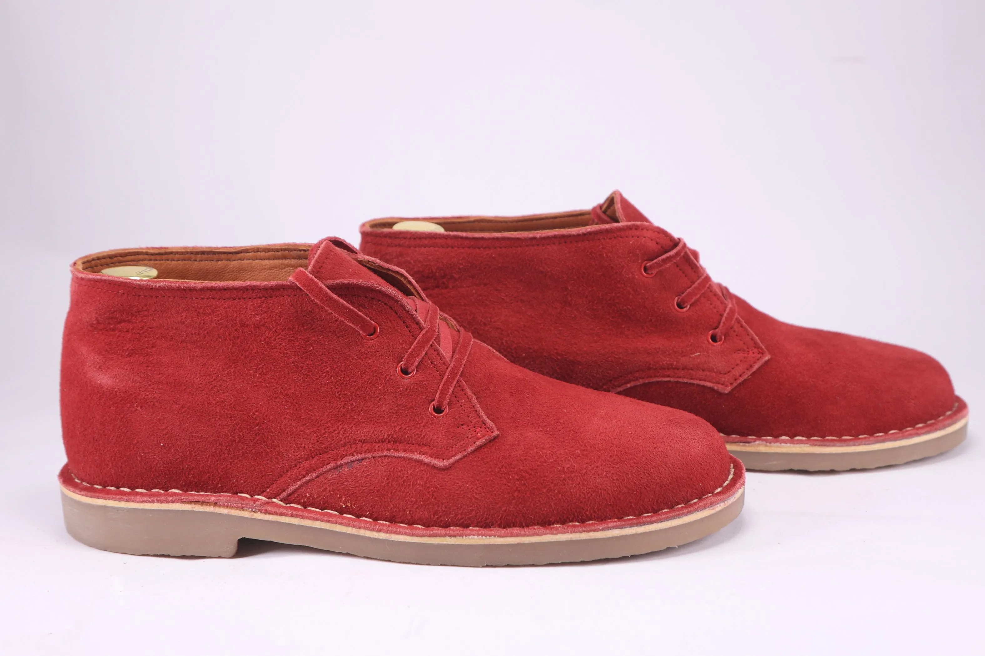 Suede Chukka Boots – Classic Style & Comfort