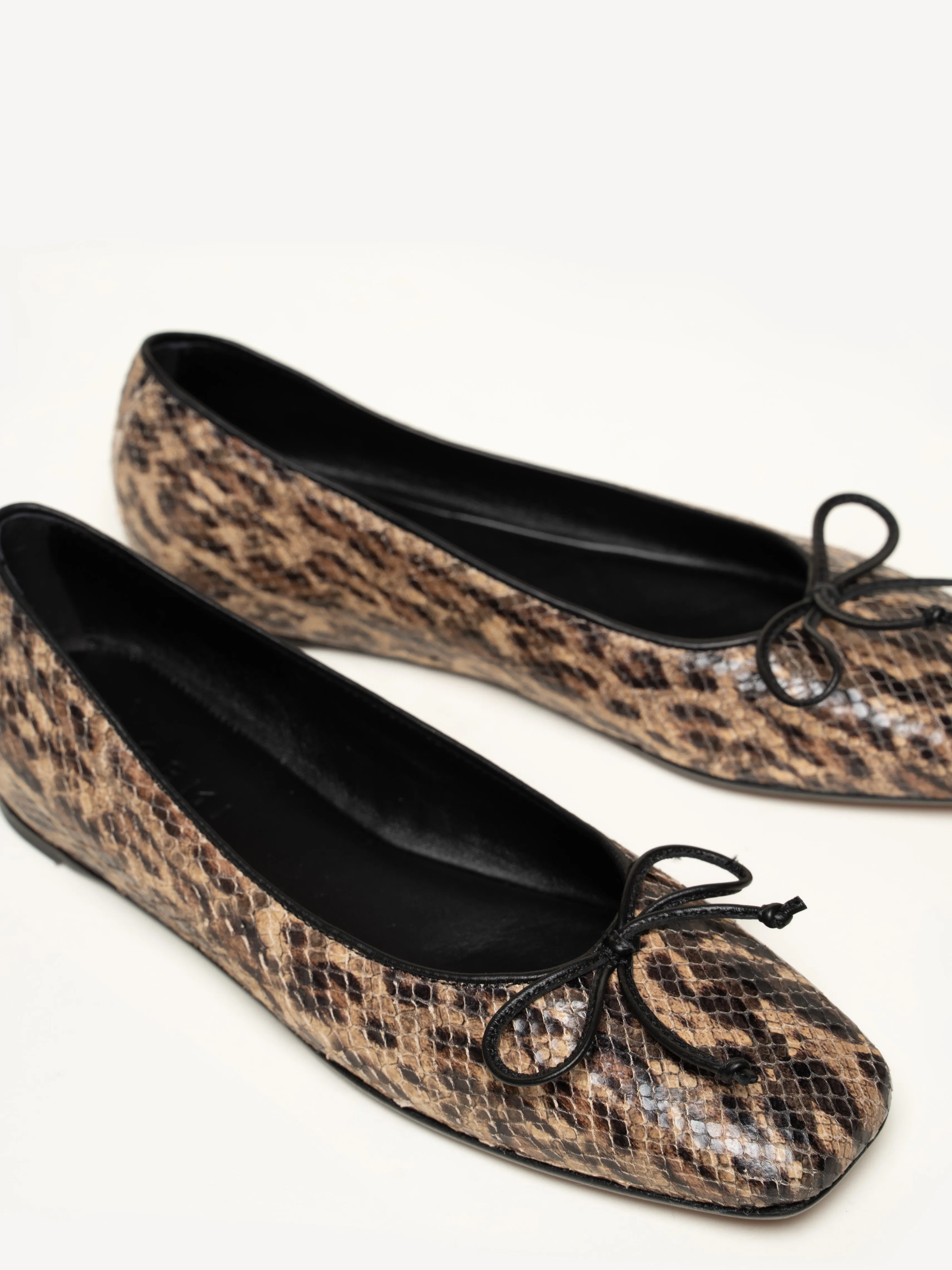The Danza (Sample Sale)