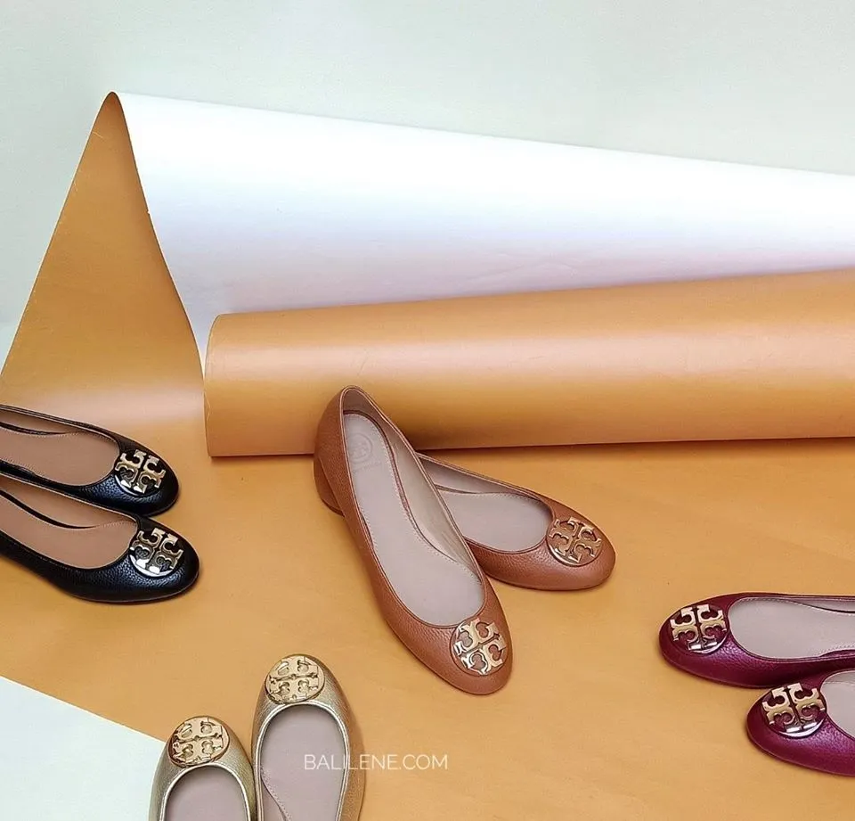 Tory Burch 43394 Claire Ballet Tumbled Leather Flats Red Agate (Size 6)