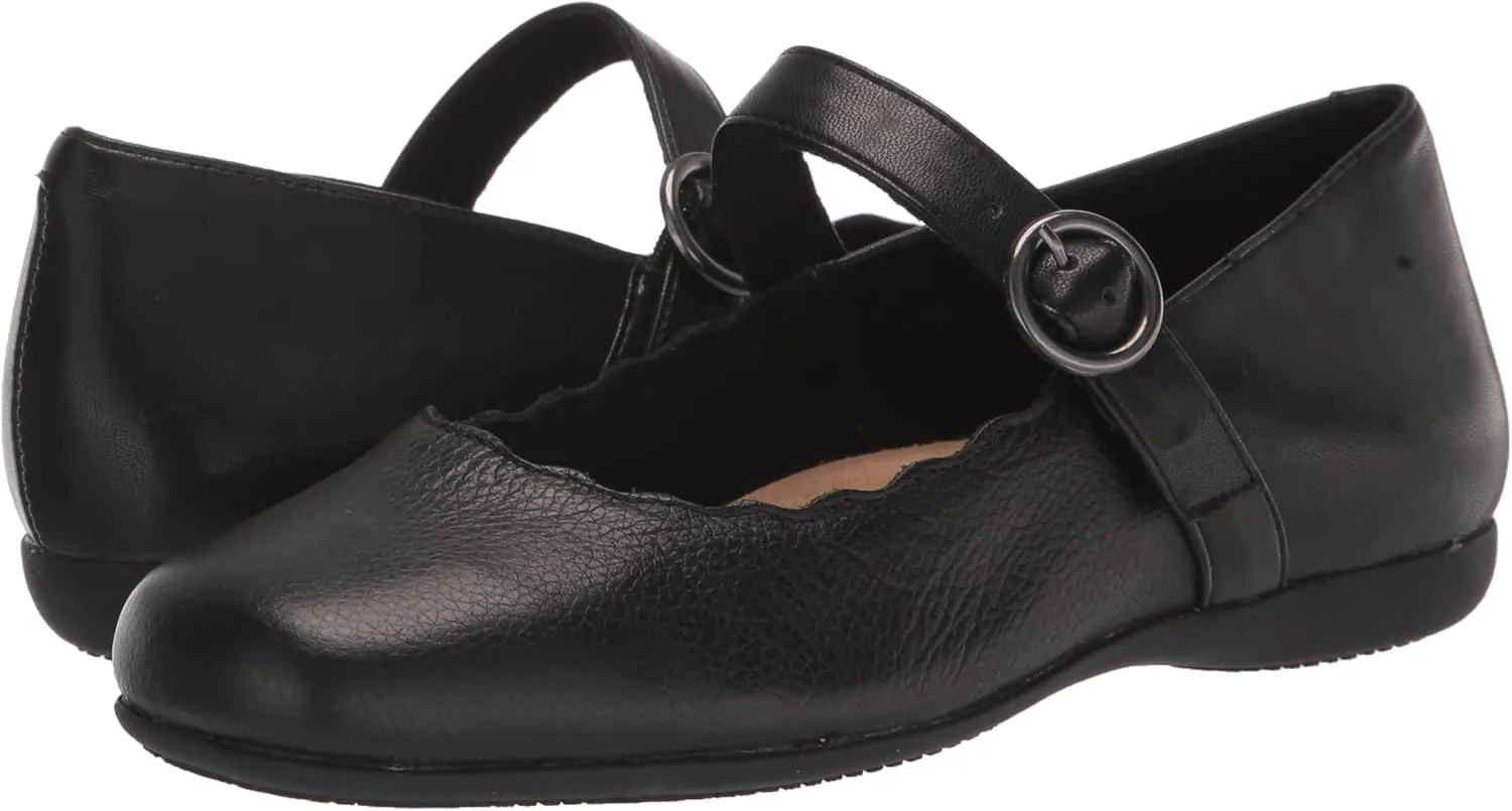 Trotters Women's Ballet Flat