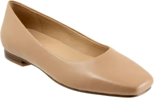 Trotters Women's Honor Ballet Flat