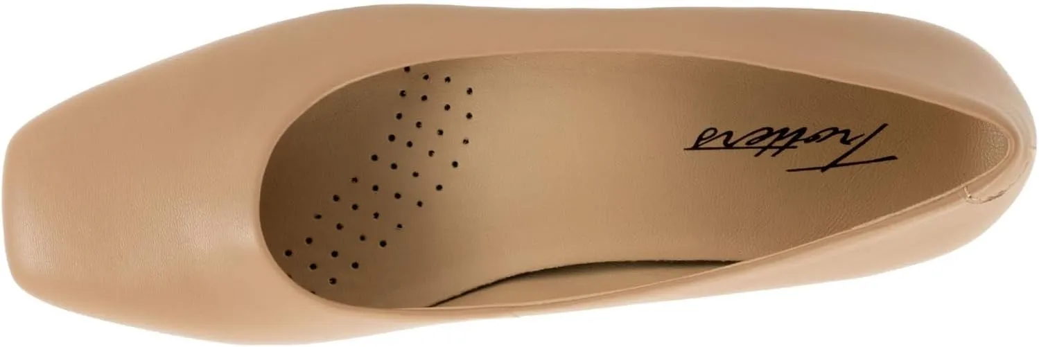 Trotters Women's Honor Ballet Flat