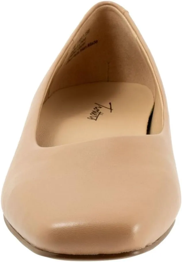Trotters Women's Honor Ballet Flat