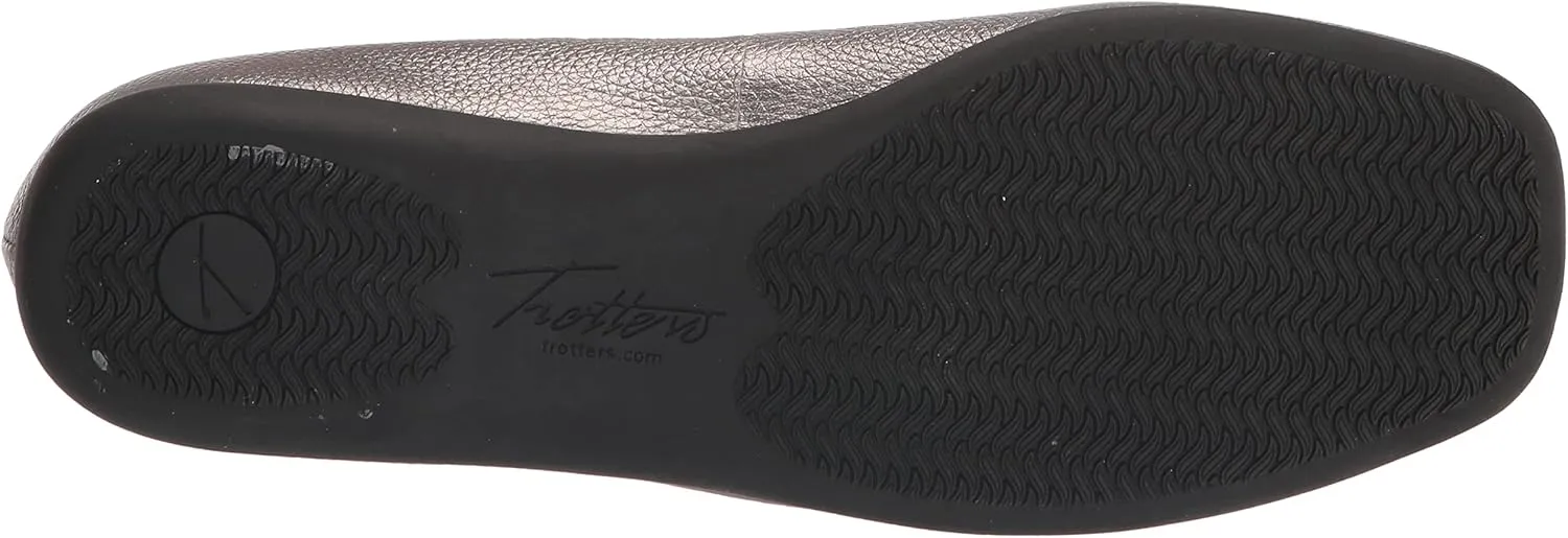 Trotters Women's Sabine Ballet Flat