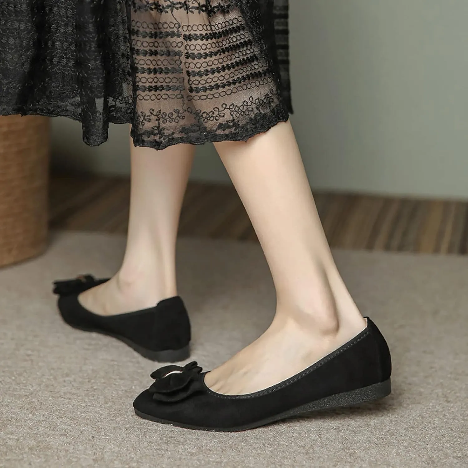 Unifizz Women’s Foldable Ballet Flats Casual Pointed Toe Comfort Soft Suede Slip On Dress Shoes Nude Flats Roll Up Shoes
