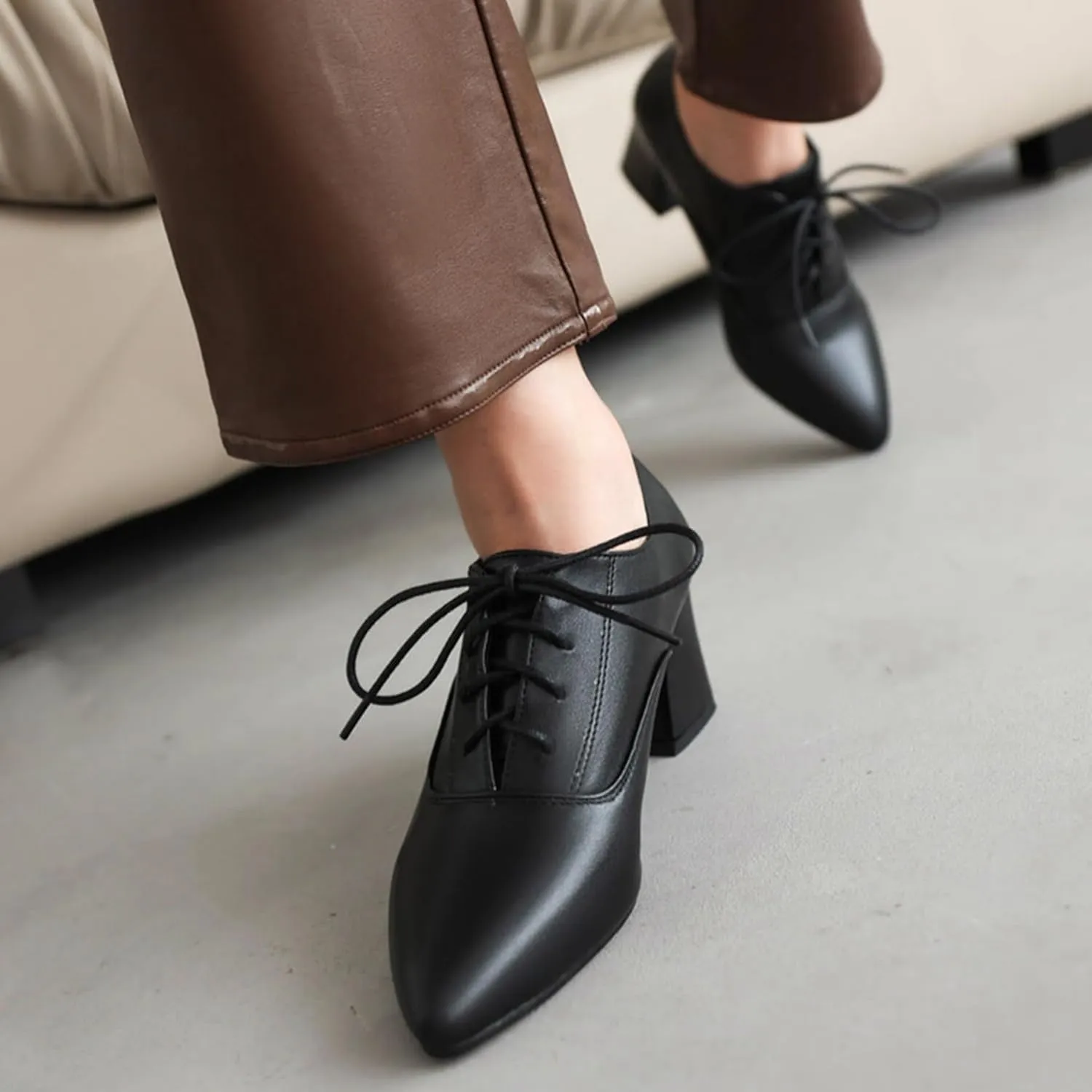 Women Vintage Chunky Heels Oxfords Pointed Toe Brogues Office Shoes