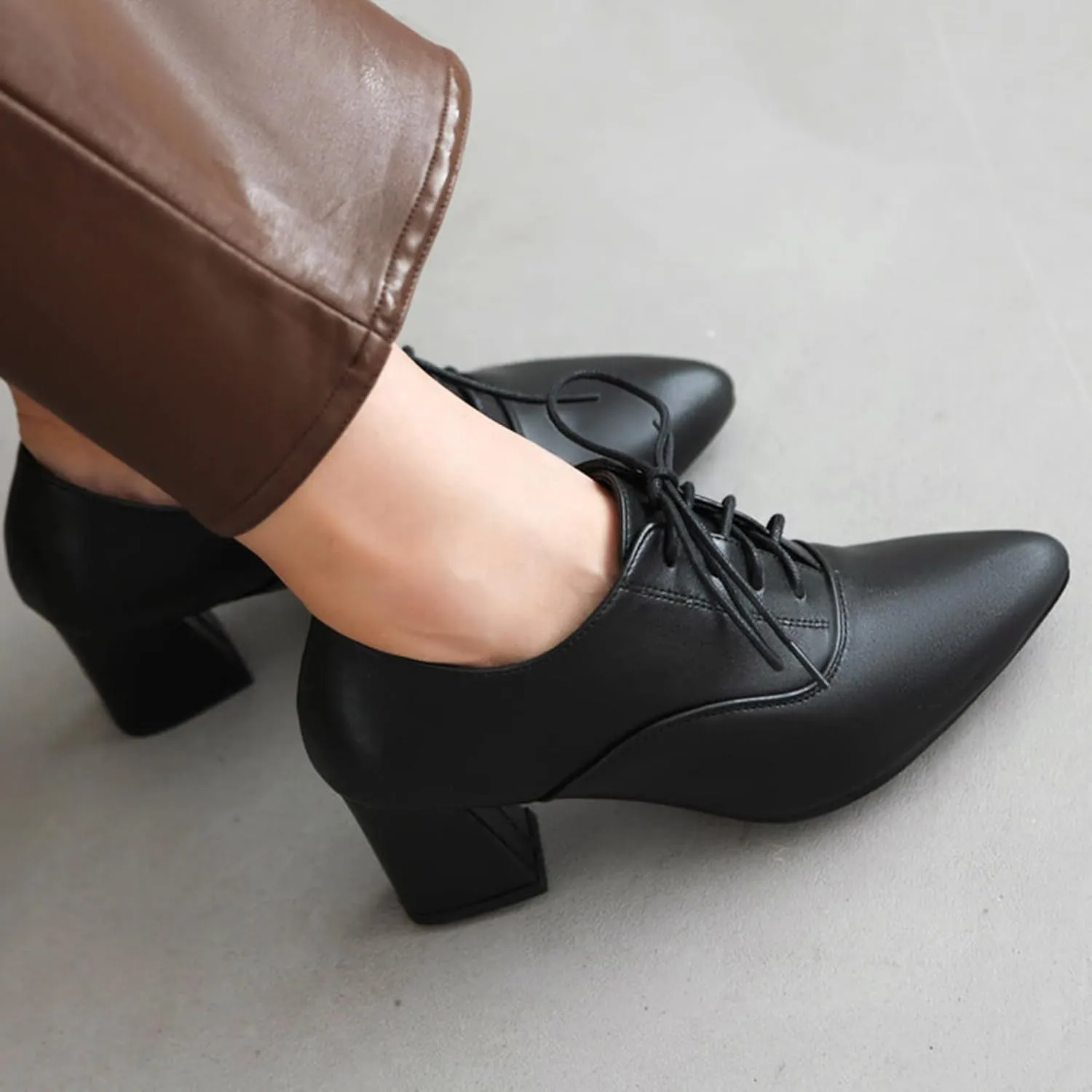 Women Vintage Chunky Heels Oxfords Pointed Toe Brogues Office Shoes