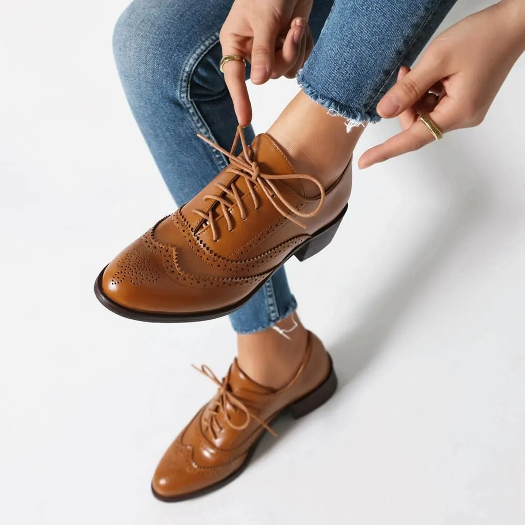 Women's Flat Saddle Oxford Shoes Round Toe Wingtip Perforated Lace Up Low Heel School Uniform Oxfords Brogues