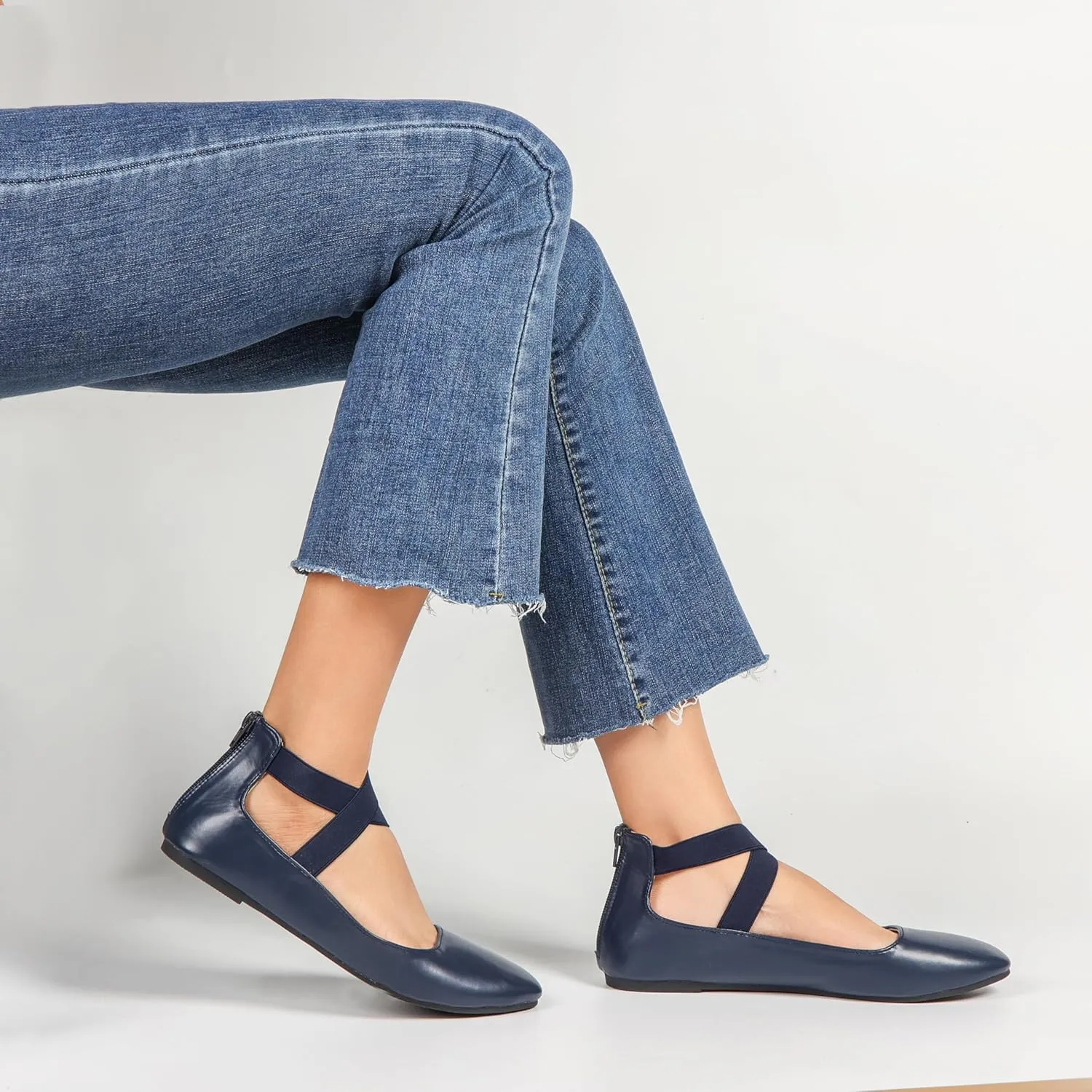 Women's Flats Comfortable Fashion Shoes for Women with Elastic Ankle Straps Dressy Ballerina Style Closed Toe s for Women Casual Flat