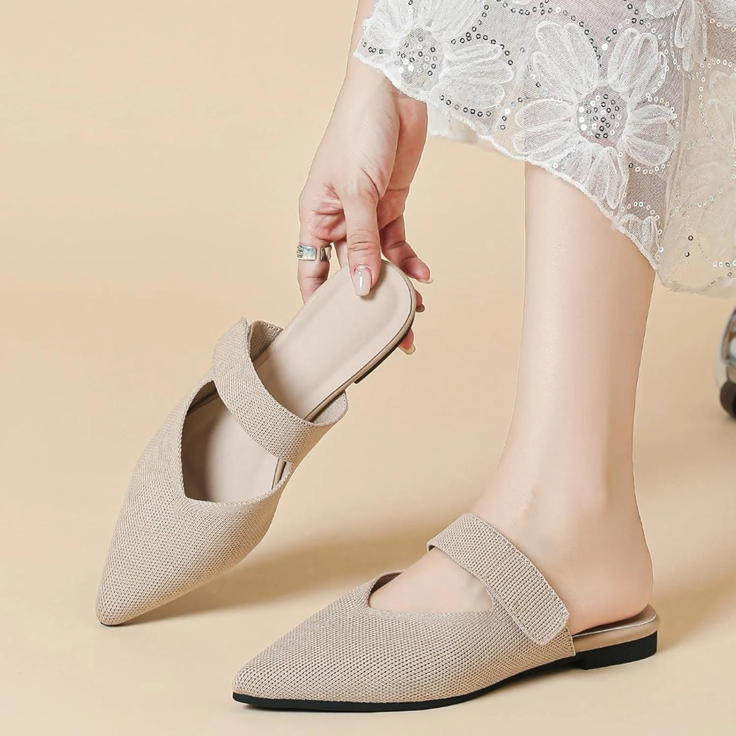 Women's Knitted Pointed Toe Flat Mules Summer Fashion Hook&Loop Slide Slippers Comfortable Slip On Breathable Backless Mesh Casual Flats Sandals mules for women
